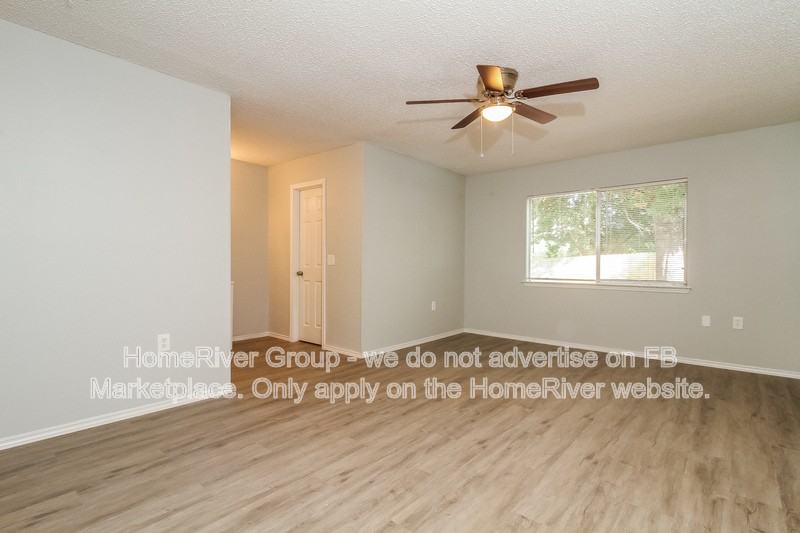 6727 Raintree Frst - Photo 7 of 21