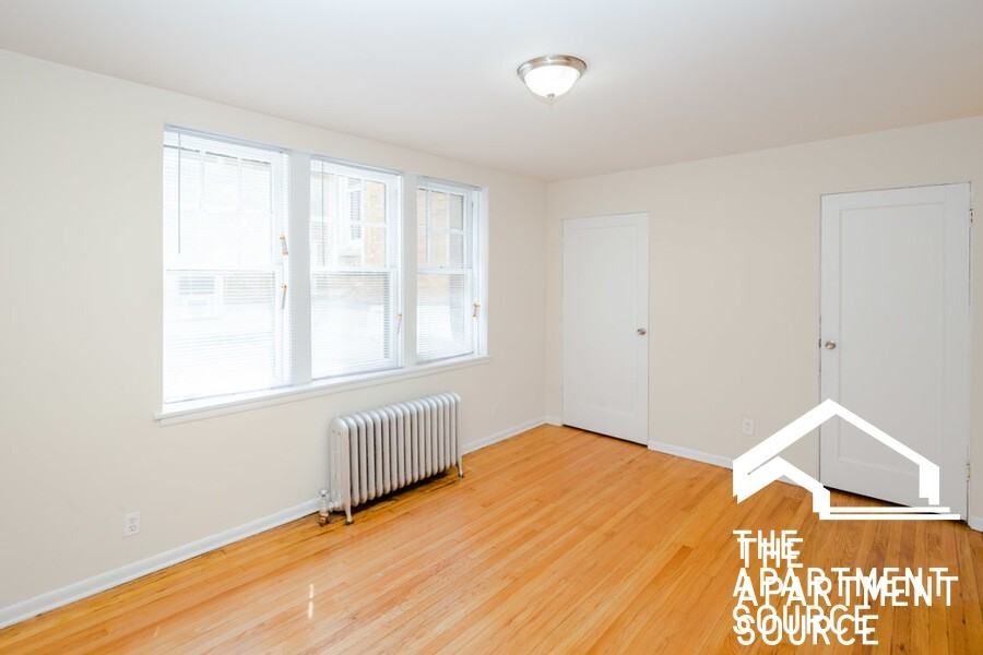 5017 W Cermak Rd #1 - Photo 4 of 7