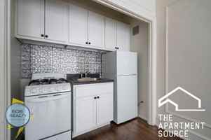 featured image of 4901 N Christiana Ave #8