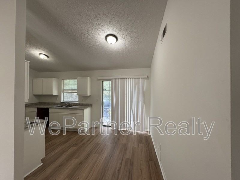2509 Corner Stone Trl - Photo 5 of 14