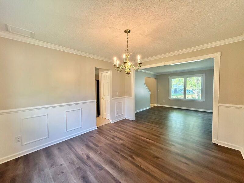 301 Siena Dr - Photo 7 of 33