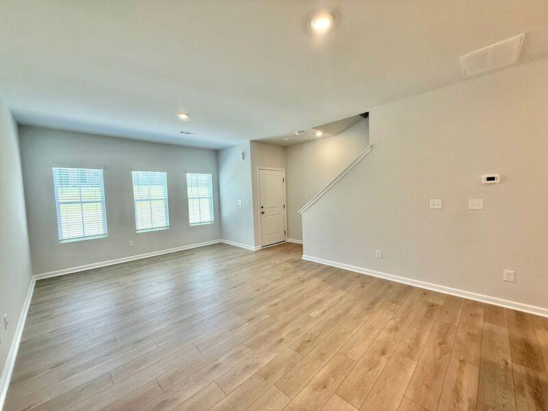 112 Silver Fir Ln - Photo 2 of 26