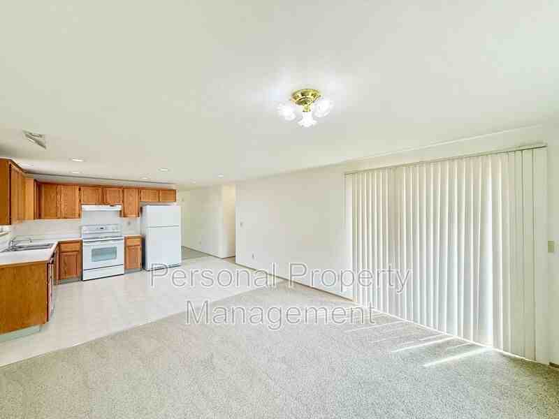14815 Ne 91st St - Photo 5 of 23