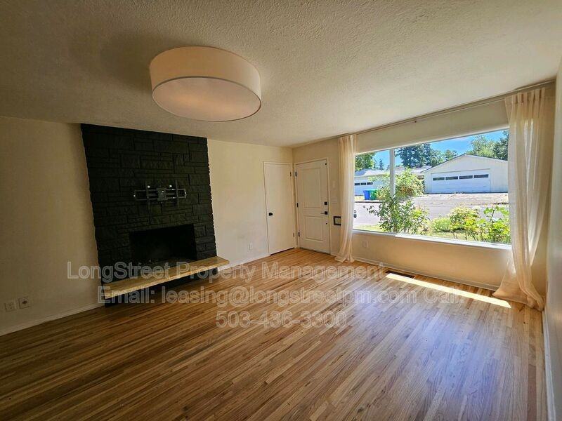 6515 Se Steele St - Photo 7 of 29