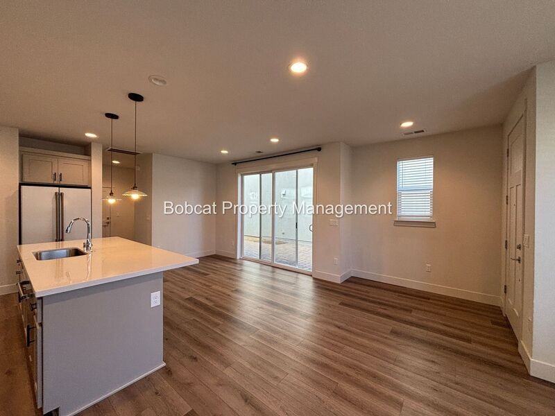 1287 Grove St - Photo 2 of 45