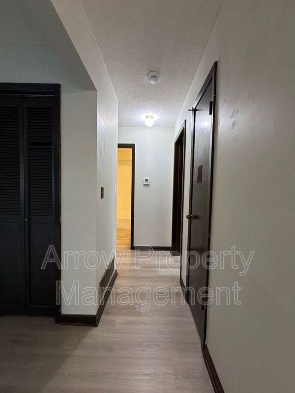 1027 A St #1 - Photo 6 of 14