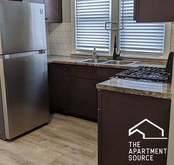 2507 N Lotus Ave #2 - Photo 2 of 10