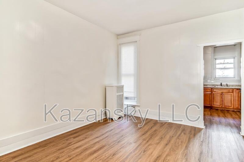 4808 N Franklin St - Photo 6 of 23