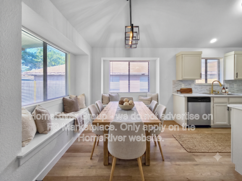 2612 Woodlark Dr - Photo 2 of 24