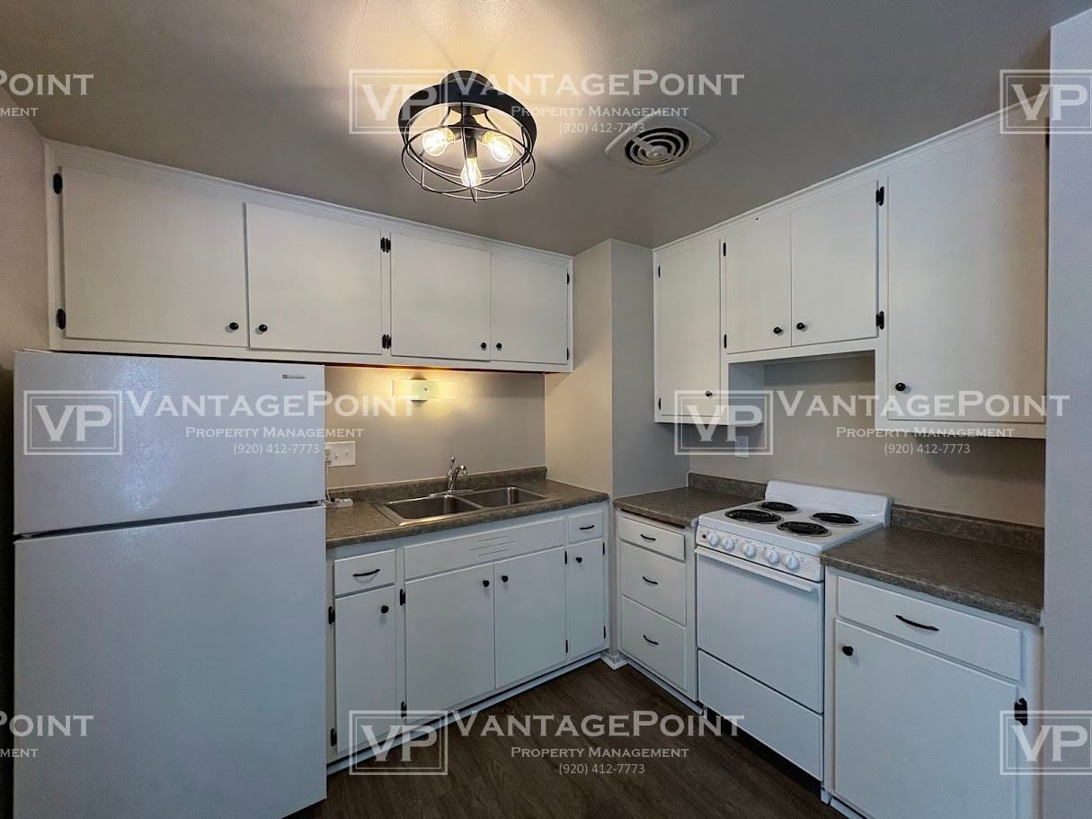 1232 Lore Lane - Photo 2 of 10