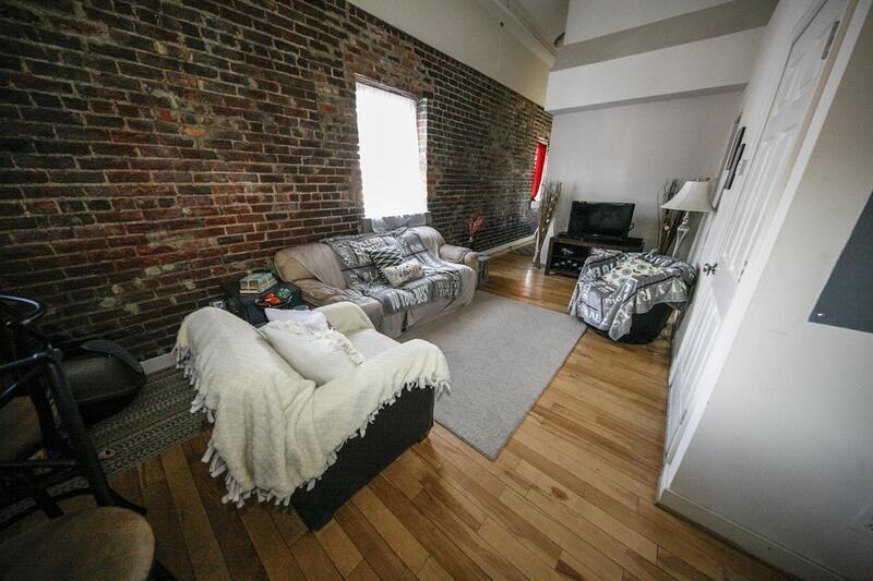 302 Goshen St #203 - Photo 3 of 6