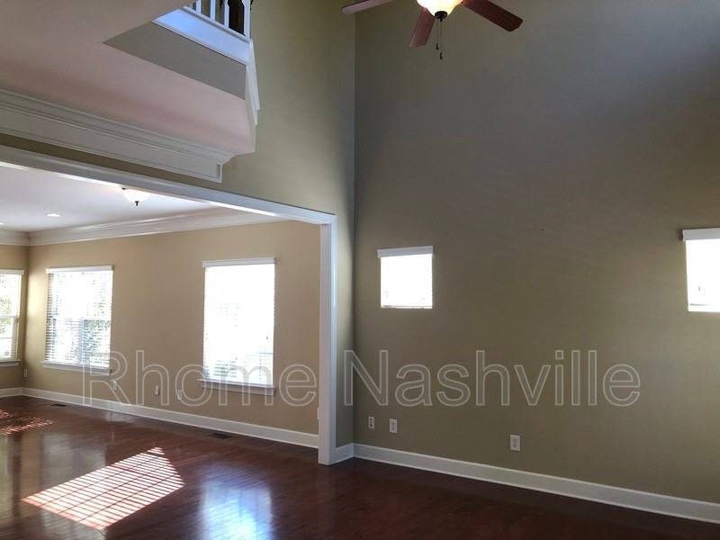 4309 Barnes Cove Dr - Photo 3 of 15