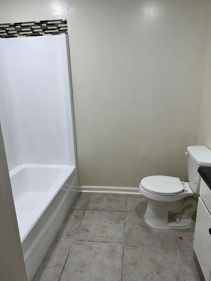 Cumberland Court - Photo 5 of 6