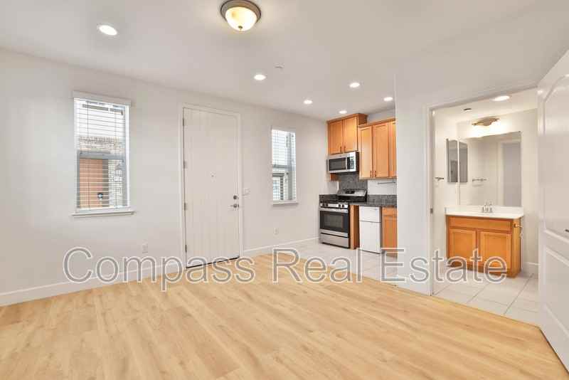 2726 Terni Ct #7B - Photo 3 of 10