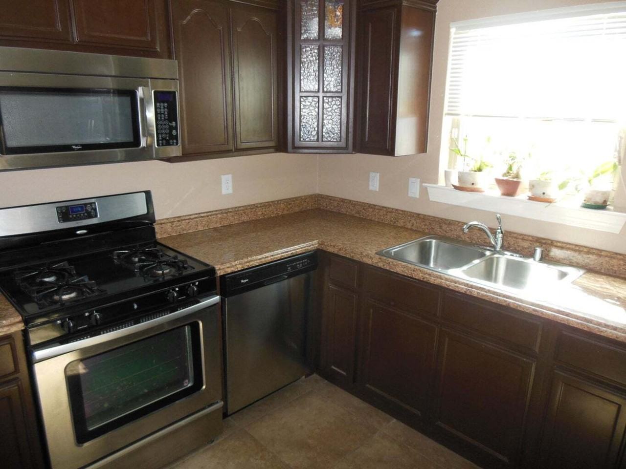 14206 Bluesky Point Court - Photo 6 of 12