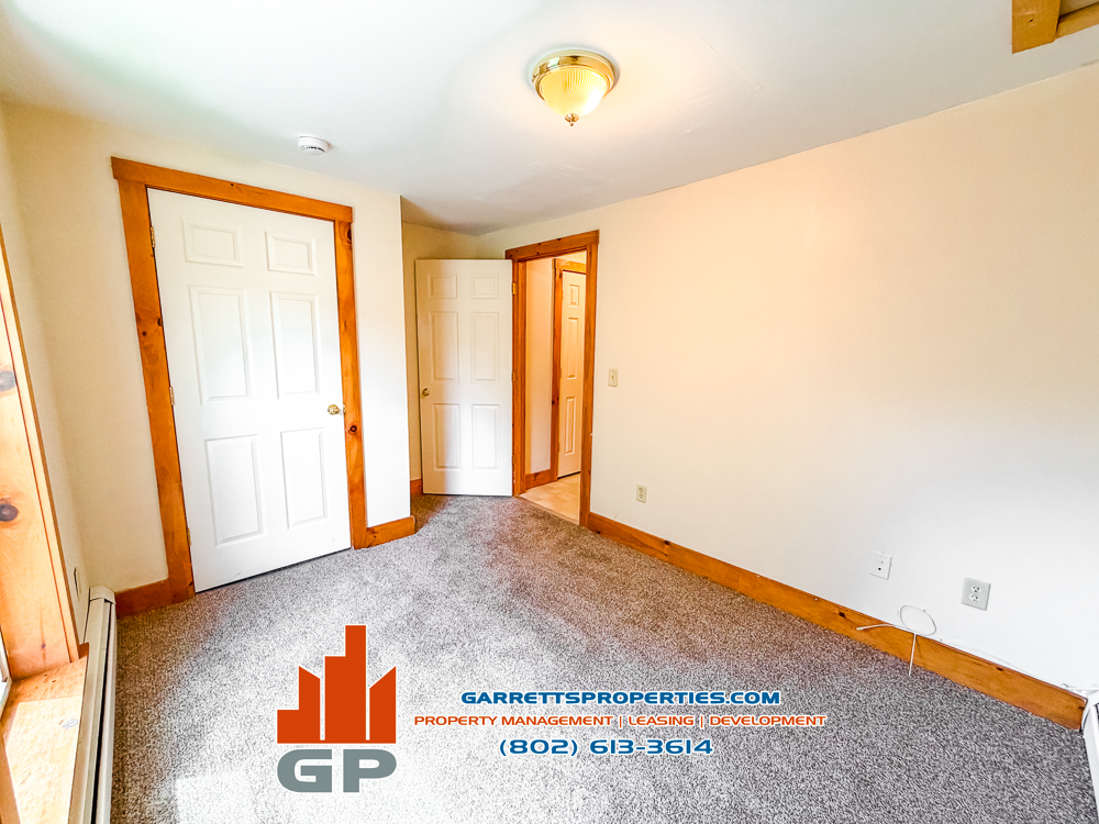 129 Elm Street - Photo 5 of 12