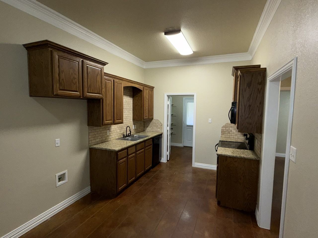 717 Ferrara Circle #B - Photo 5 of 21
