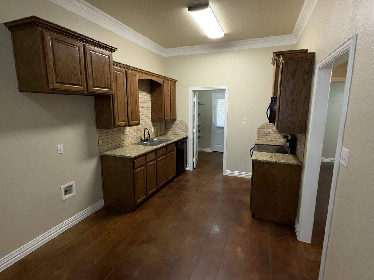 717 Ferrara Circle #B - Photo 6 of 21