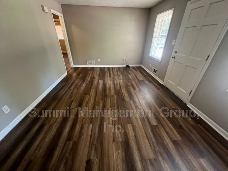8107 Cardav Ct Se - Photo 2 of 12