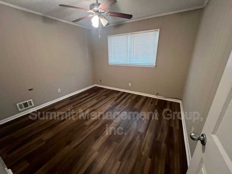 8107 Cardav Ct Se - Photo 7 of 12