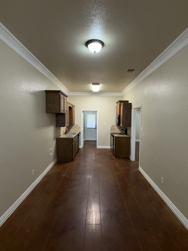 717 Ferrara Circle #B - Photo 3 of 21