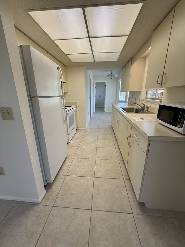 6269 Grayson St - Photo 4 of 15