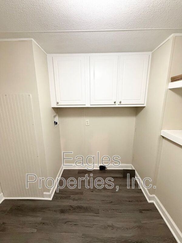 Dennis Dr #209 - Photo 5 of 9