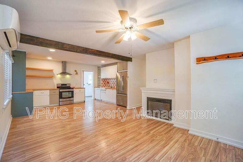 3113 Yeoman Ave - Photo 6 of 30