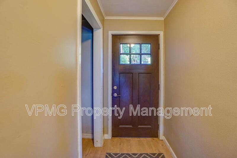 3956 Columbia Heights Rd - Photo 5 of 50