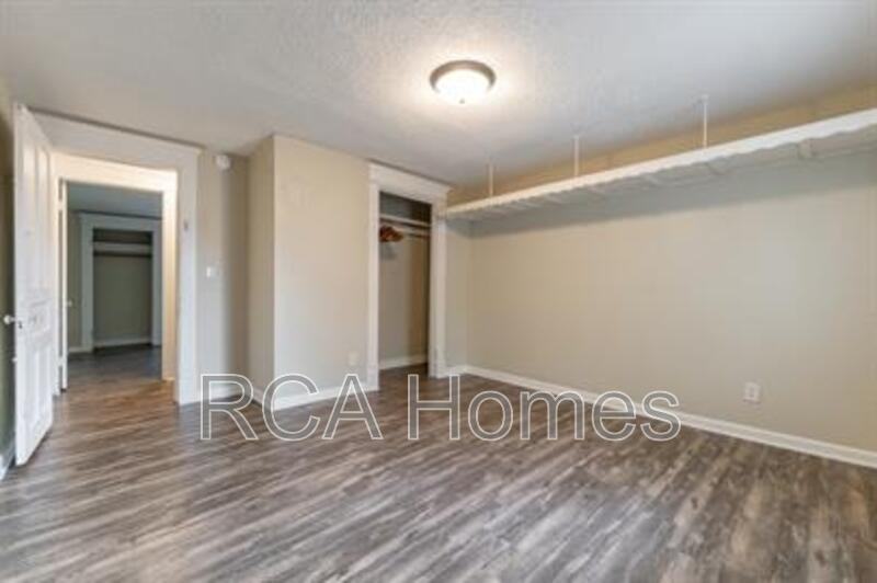 1015 Olive St - Photo 6 of 16