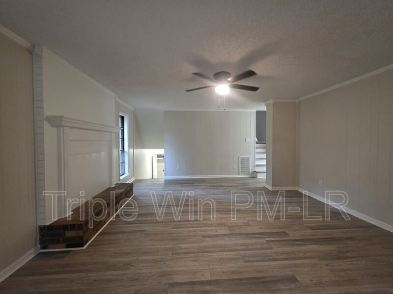 12320 Shawnee Forest Dr - Photo 6 of 29