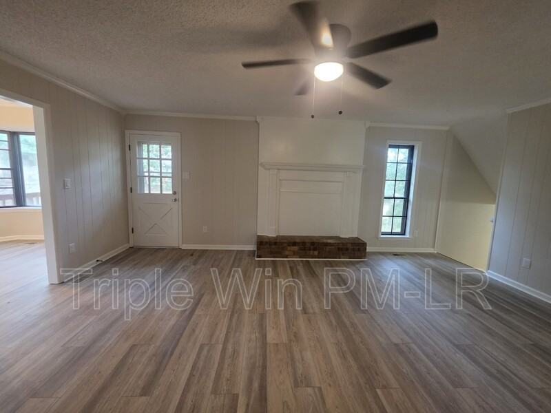 12320 Shawnee Forest Dr - Photo 7 of 29