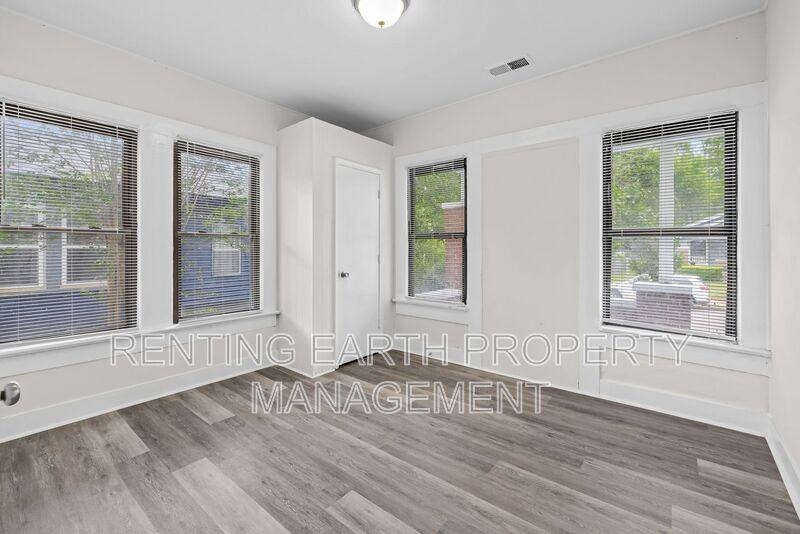 2608 Avenue G - Photo 6 of 22