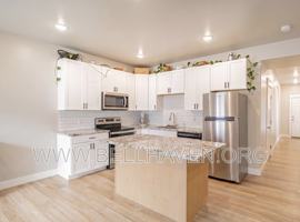 featured image of 380 S 3rd W #504