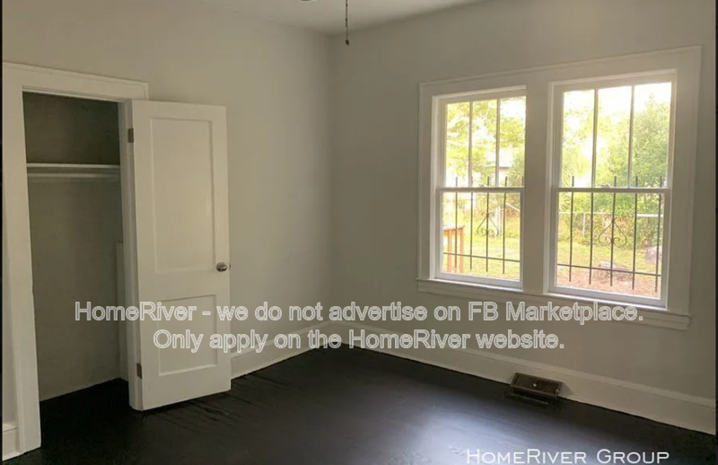811 Broxton St - Photo 2 of 9