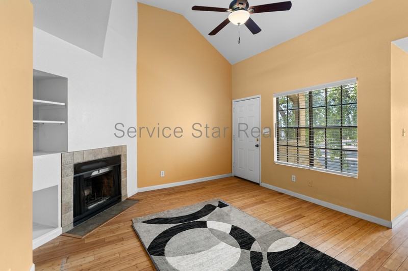 1126 W Elliot Rd #2012 - Photo 5 of 20