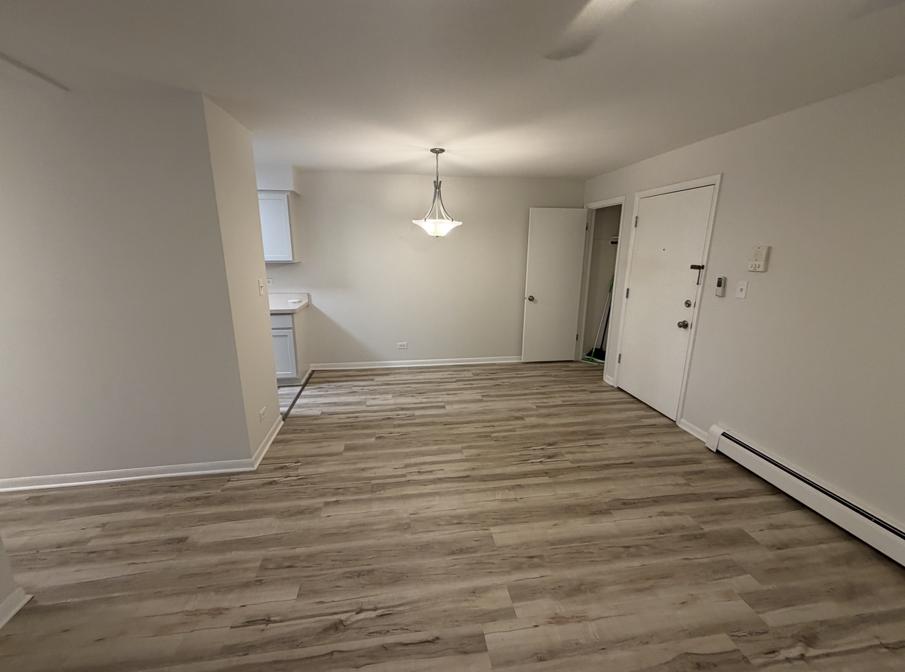 Lake Shore Flats - Photo 5 of 12