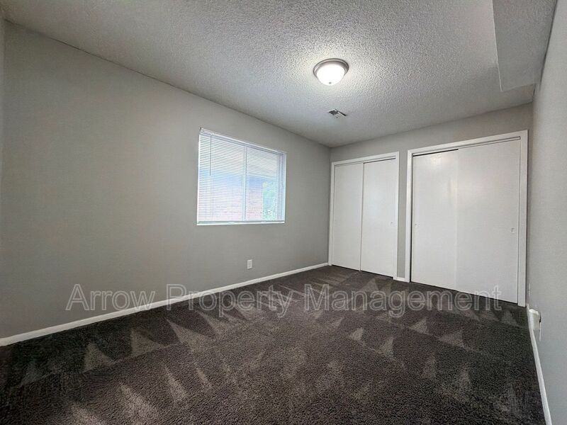 1119 E St #01 - Photo 4 of 8