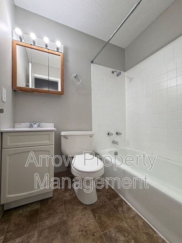 1119 E St #01 - Photo 6 of 8