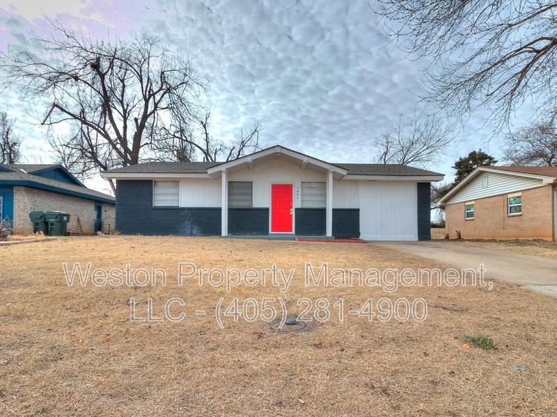 1605 Cynthia Dr - Photo 3 of 20