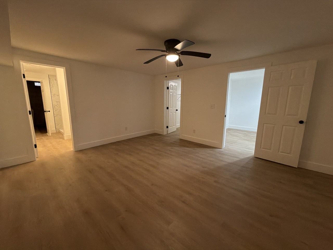 7063 Pleasant Drive - Photo 3 of 10