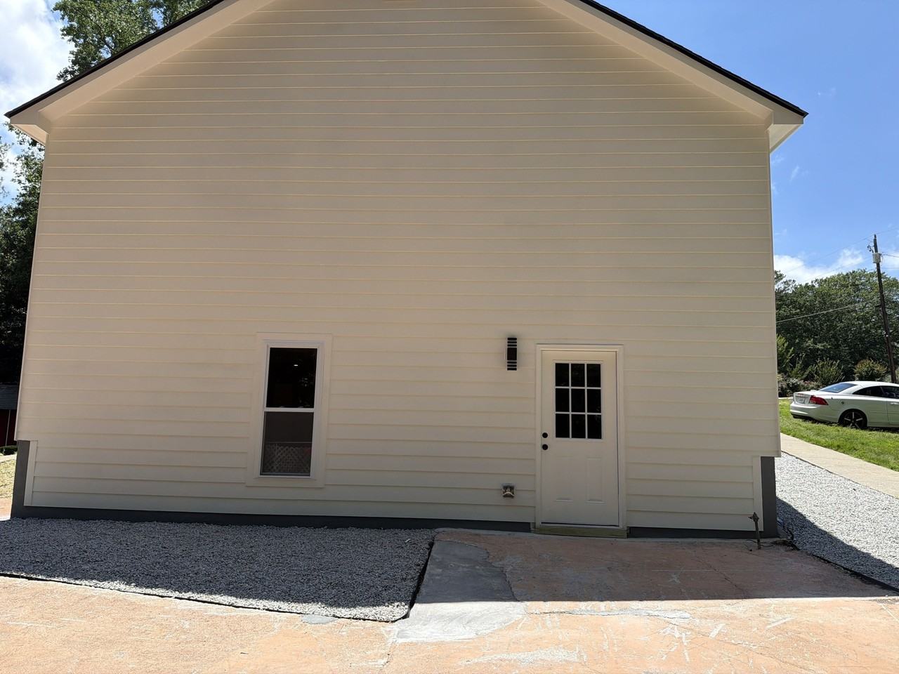 7063 Pleasant Drive - Photo 4 of 10