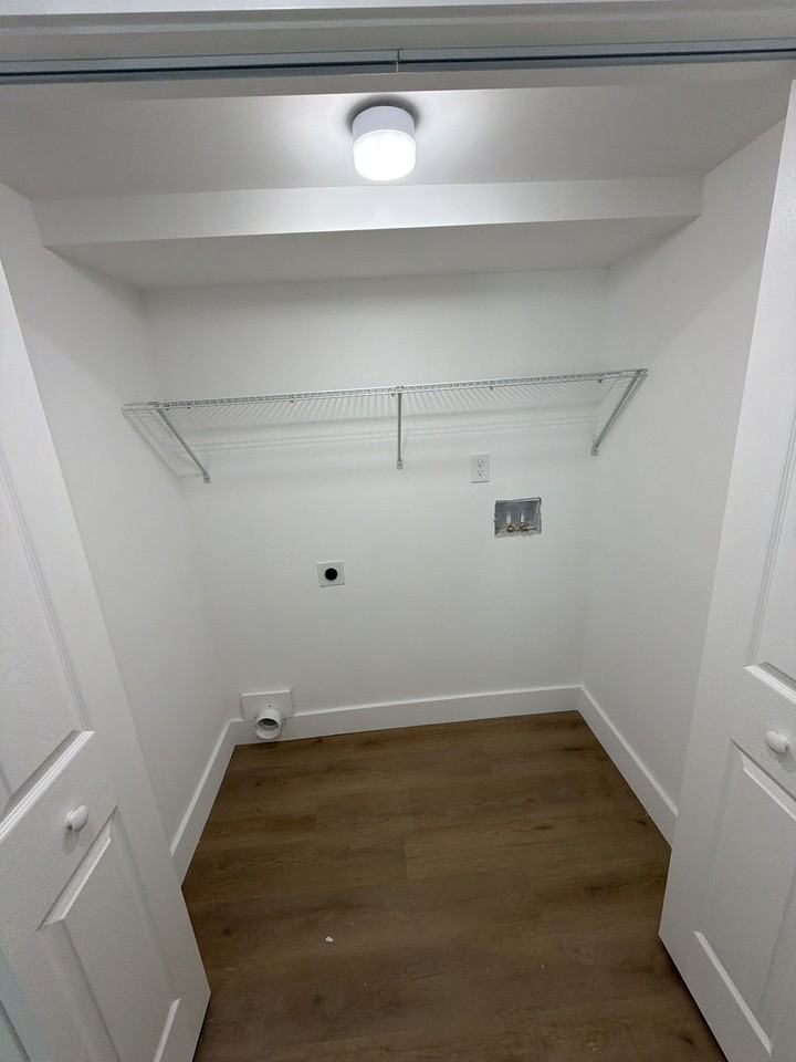 7063 Pleasant Drive - Photo 6 of 10