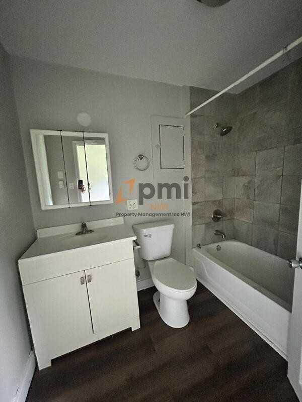5030 W Ridge Rd #2 - Photo 6 of 10