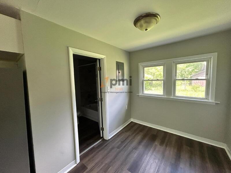 5030 W Ridge Rd #2 - Photo 7 of 10