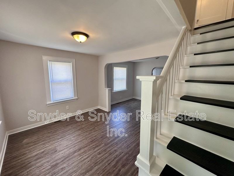 89 2nd Ave - Photo 3 of 5