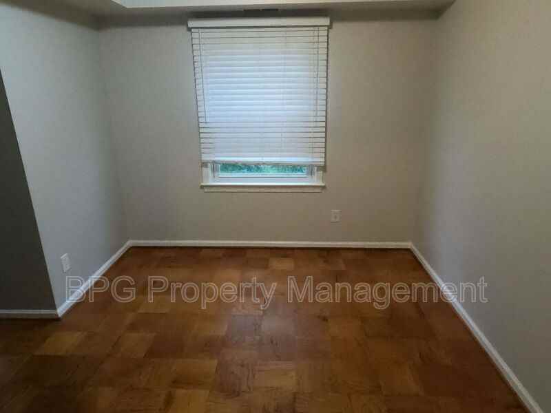 394 Jackson St #106 - Photo 4 of 14