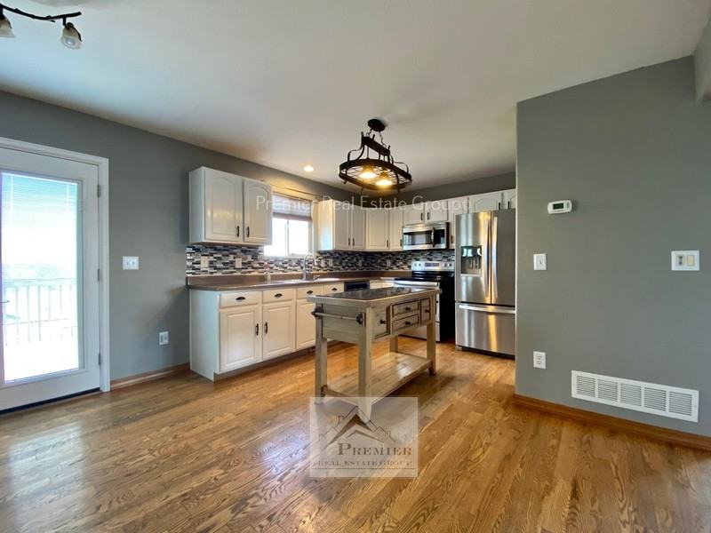865 Winebrook Way - Photo 5 of 18