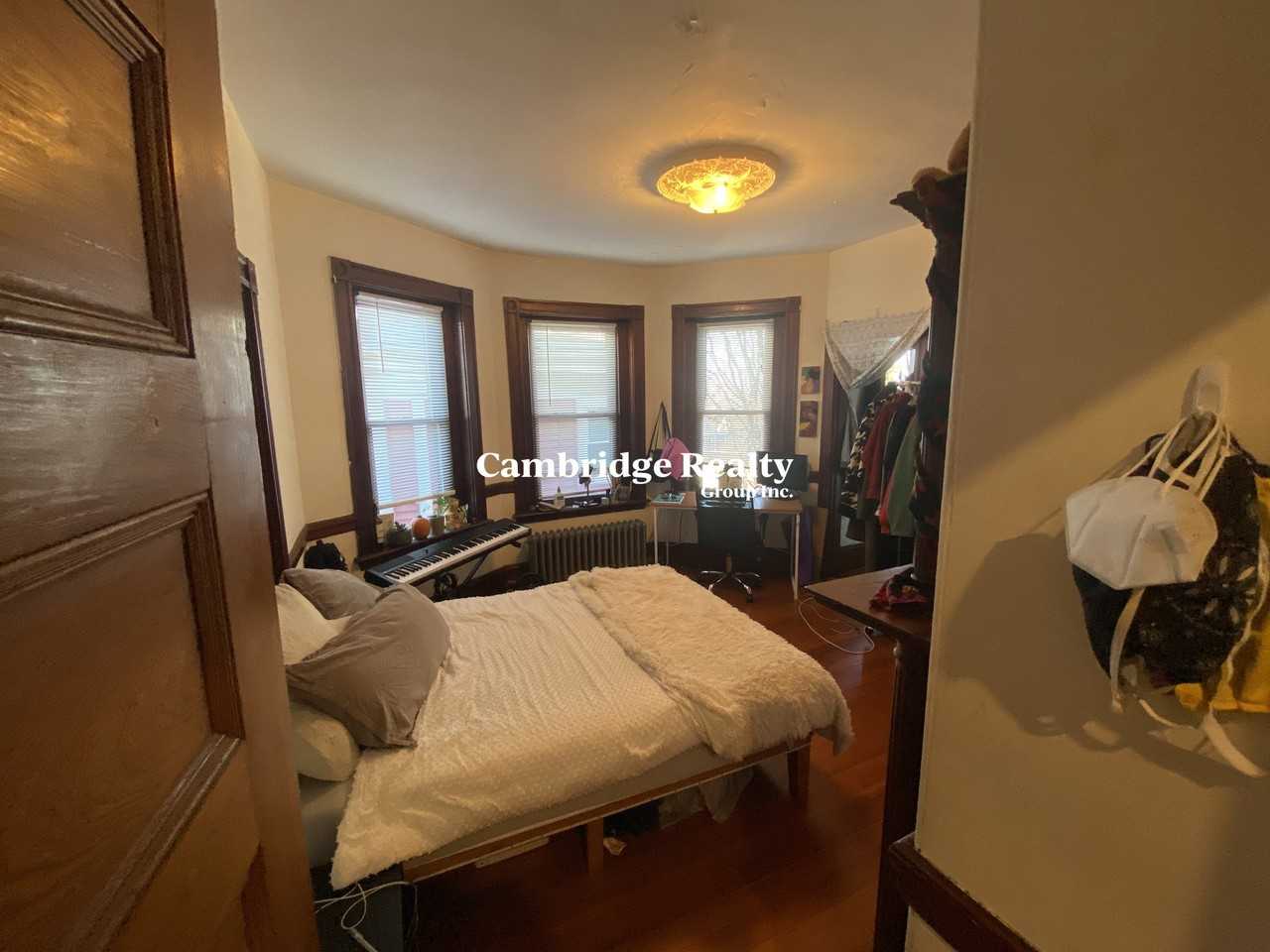174 Saint Alphonsus St #3T - Photo 3 of 15
