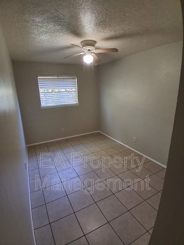 433 Louisiana Blvd Se #1 - Photo 5 of 7